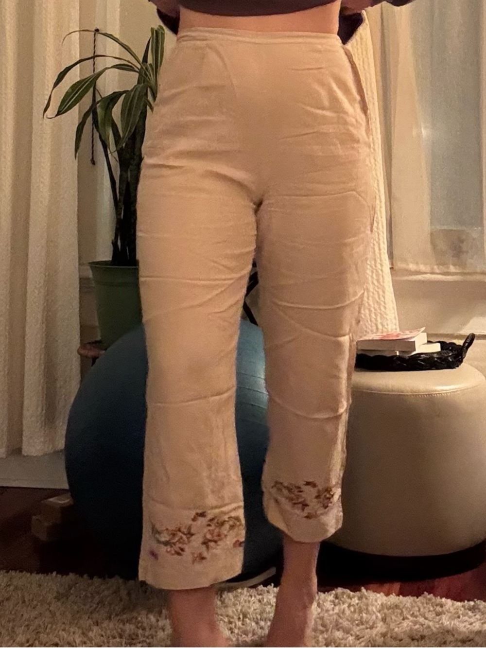 Linen Embroidered Crop Pants